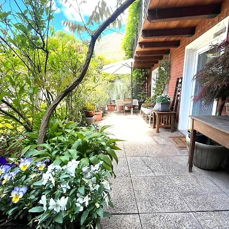 Maison Angela - & Me * אאוסטה