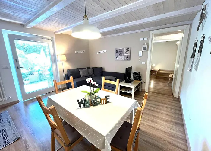 Maison Angela - & Me *